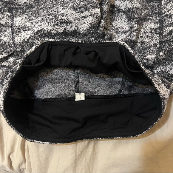 Lululemon Pace Rival Crop (22") Size 6 - Picture 7 of 7